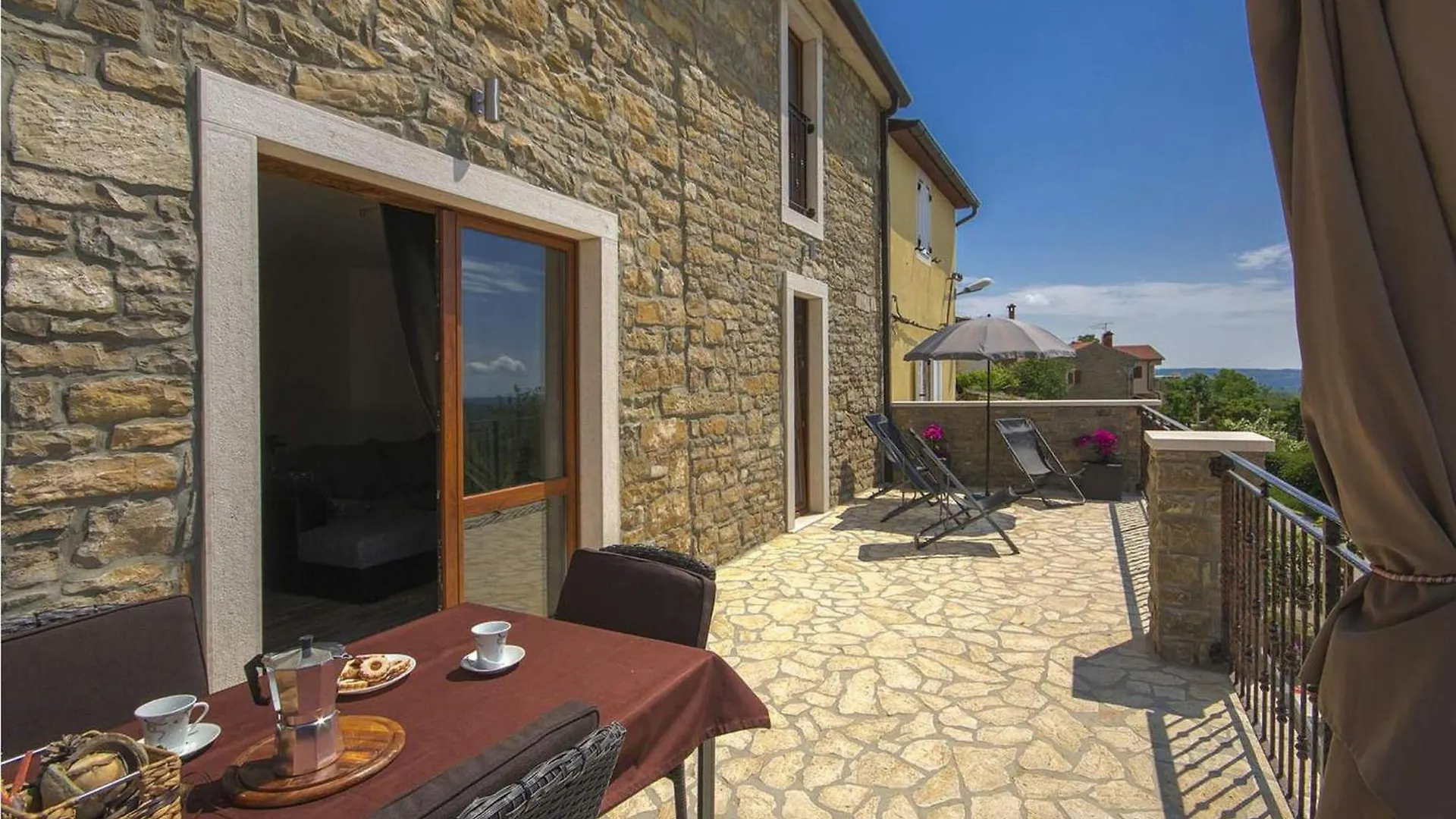 Gorgeous Apartment In Buje With Wifi