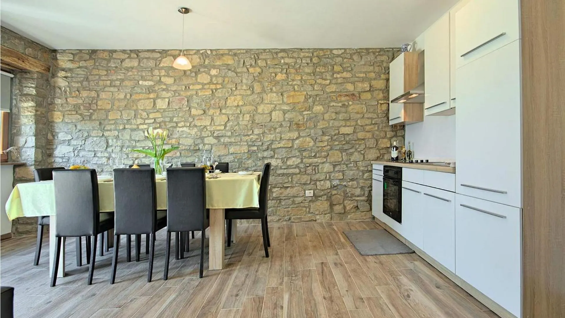 Gorgeous Apartment In Buje With Wifi